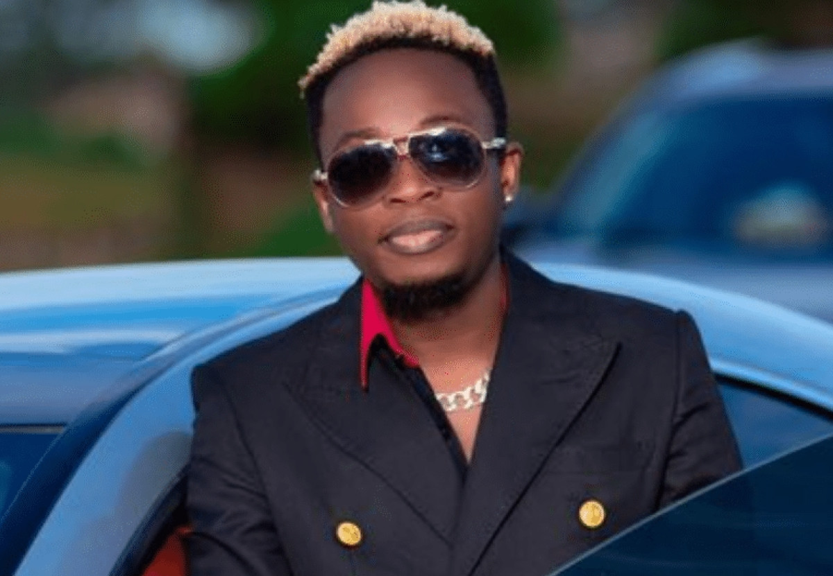 TRAQUÉ DE PART ET D&rsquo;AUTRES    :  Tyaf ne craint plus rien    .  «Il reste vous allez me supprimer moi-même »