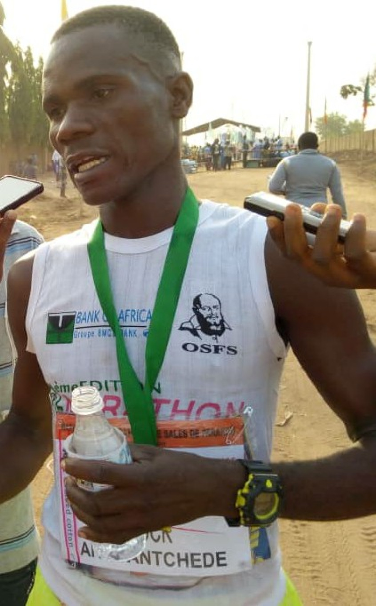 12E EDITION DU MARATHON SALESIEN DE PARAKOU : Rock Ahouantchédé sacré champion  .Pari gagné pour les oblats de Saint François de Sales