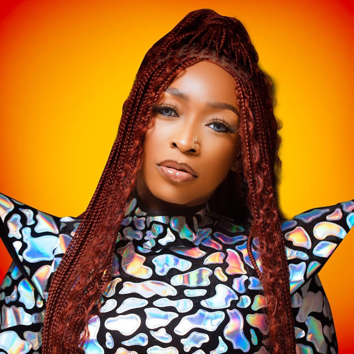 L&rsquo;artiste Sessimè sévèrement poignardée dans le dos, «j&rsquo;ai vraiment mal» se confie-t-elle 