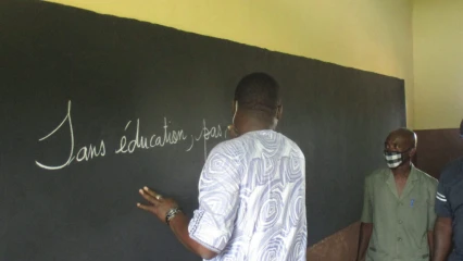 MISE EN SERVICE DE PLUSIEURS MODULES DE CLASSES DANS LA COMMUNE DE BANIKOARA : Bio Sarako Tamou mise gros sur l&rsquo;éducation dans sa commune