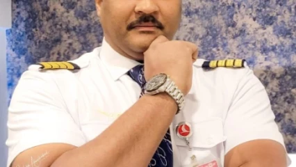 SIGNIFICATION DES COULEURS DE PASSEPORTS : Le pilote de ligne Habib Aboukhedoud apporte des explications