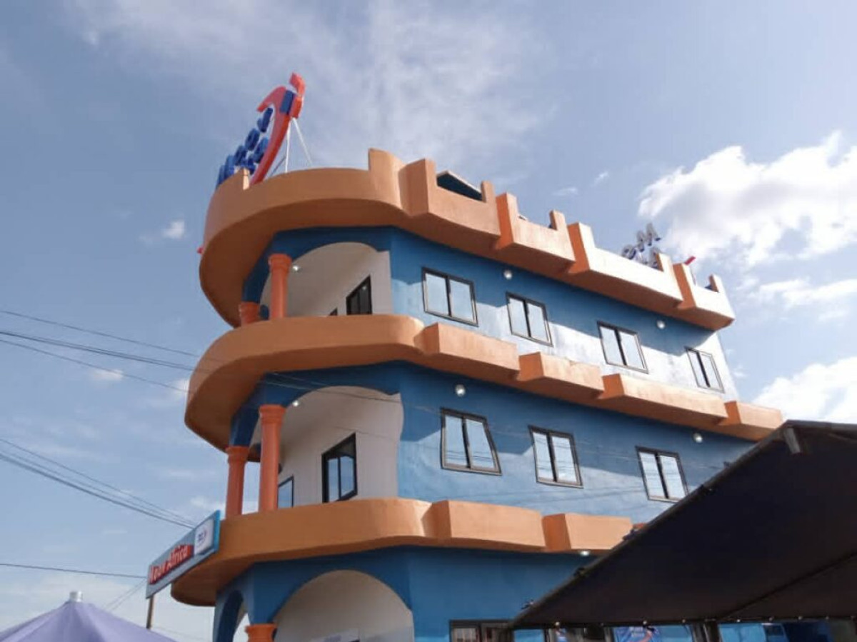 OUVERTURE D&rsquo;UNE NOUVELLE AGENCE MOOV AFRICA DANS LA DONGA : Djougou répond à l&rsquo;appel d&rsquo;un monde nouveau . Le Dg Omar Nahili annonce la fibre optique de Moov Africa