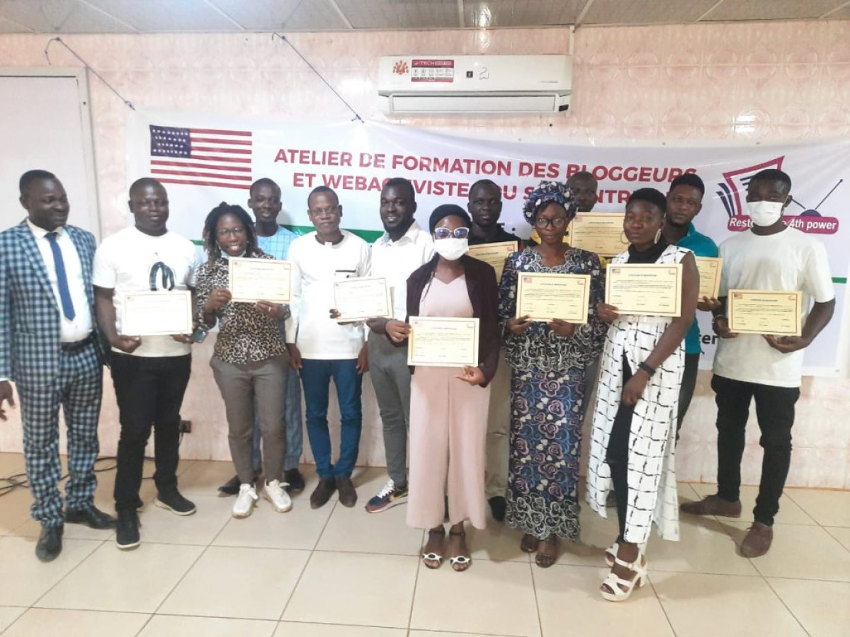 DETECTION ET DECONSTRUCTION DES FAKE NEWS : Des blogueurs et web activistes formés à Natitingou