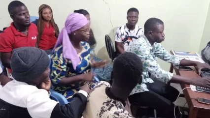 EN STAGE AU GROUPE DE PRESSE DAABAARU À PARAKOU : Des étudiants de « Les Cours Sonou » et de l’Enstic font le bilan à mi-parcours