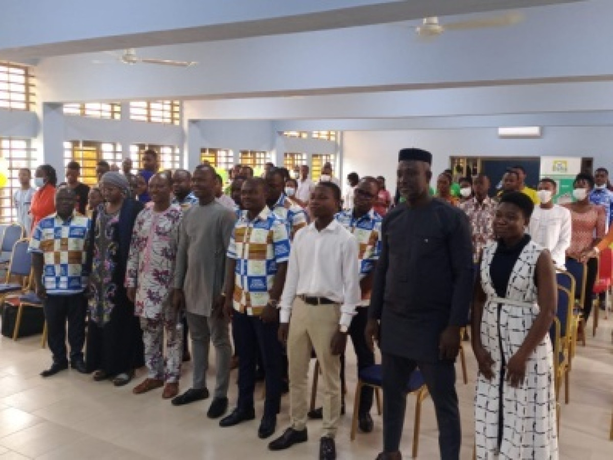 UNIVERSITÉ DE PARAKOU : Dafra pharma lance le concours Excellence Dafra  . Les étudiants de la Fm de l&rsquo;Up de la 3e en 6e année concernés