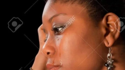 IMPACT DE LA TRADITION SUR LA GENT FEMININE DANS LA SOCIÉTÉ AFRICAINE  : La femme peut-elle exprimer librement ses sentiments amoureux ?