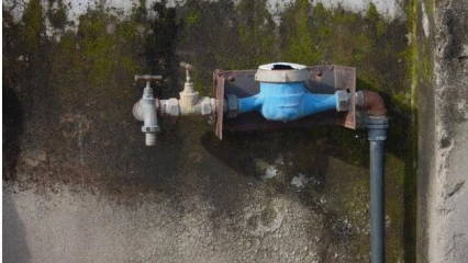 BÉNIN : L&rsquo;eau potable coûte cher pour les pauvres