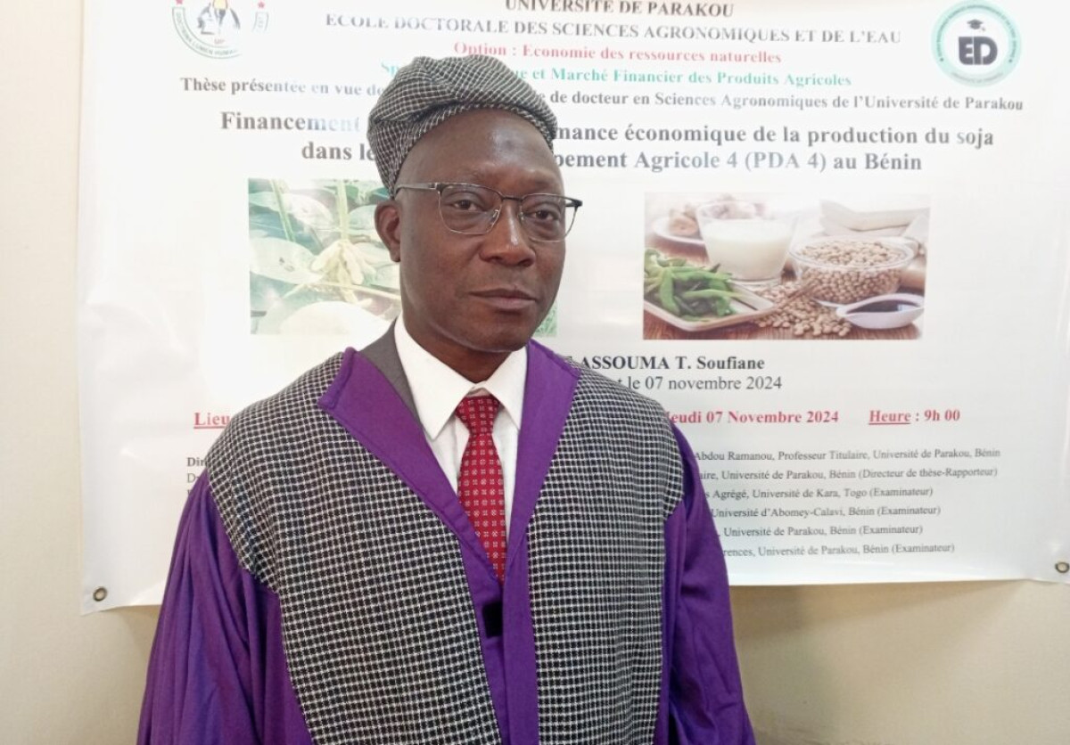 SOUTENANCE DE THÈSE À L&rsquo;UNIVERSITÉ DE PARAKOU  : Soufiane Kouchélé Assouma désormais Docteur en sciences agronomiques   . Il a fait des propositions pour faciliter l&rsquo;accès au financement des producteurs de soja