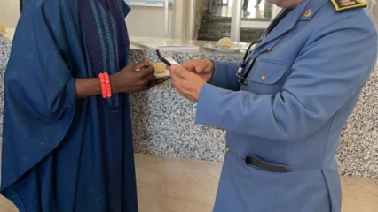 MAROC/REMISE DE PARCHEMINS AUX LAURÉATS DE L&rsquo;INSTITUT DE FORMATION DES DOUANES DE BENSLIMANE : Le béninois Amen Olalékan Idoïtchan major de la promotion 2022 . Le Bénin honoré au plan africain