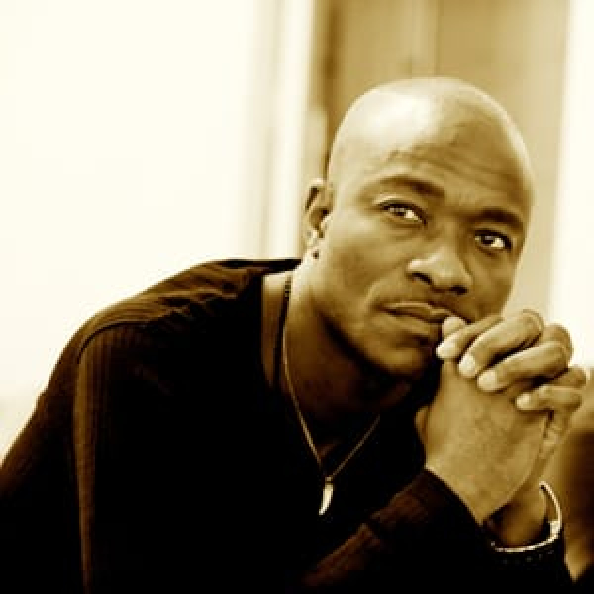 OUSMANE SONKO ET VICTOIRE DE SON POULAIN FAYE : Richard Flash s&rsquo;en prend aux hommes politiques béninois