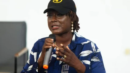 TOURNÉE D’EXCELLENCE « JEUNE FILLE D’AUJOURD’HUI, GRANDE DAME DE DEMAIN » : Adiza Harouna attise le leadership chez des jeunes filles du Borgou 