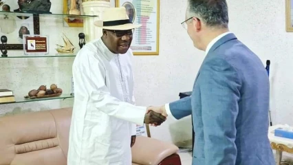 A/S DE LA DÉMOCRATIE EN AFRIQUE : Boni Yayi reçoit l&rsquo;ambassadeur Brian Shukan à son domicile