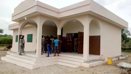 SANTE PUBLIQUE À NIKKI :  Oumarou Lafia réceptionne deux maternités pour sa population