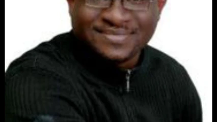 DÉMOLITION À COTONOU DE LA MAISON FAMILIALE DU FEU MATHIEU KÉRÉKOU : Moïse Kérékou s’en indigne contre et éclaire l’opinion publique