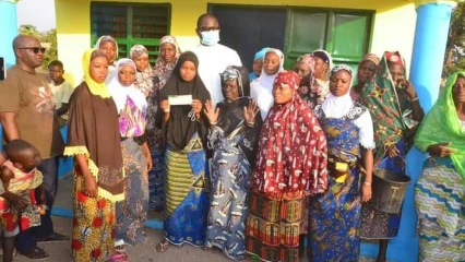 EN RECONNAISSANCE À SON ACTE DE BRAVOURE POSE EN AOÛT 2020 À WORIA : Moïse Kérékou offre une boutique de vivres à Sakina Harouna