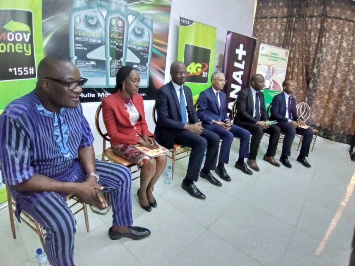 3E ÉDITION DE LA FOIRE INTERNATIONALE DE PARAKOU : Le maire Charles Toko a donné le feu vert .Parakou, la capitale des bonnes affaires du 2 au 27 décembre prochain .Moov, sponsor officiel avec plus de 1 000 stands disponibles