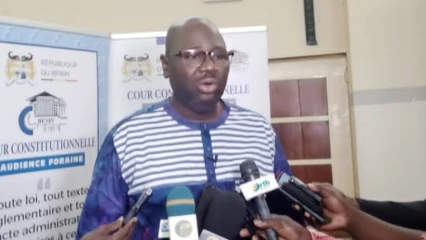 CONFÉRENCE FORAINE DE LA COUR CONSTITUTIONNELLE À PARAKOU : 10 dossiers examinés devant les populations