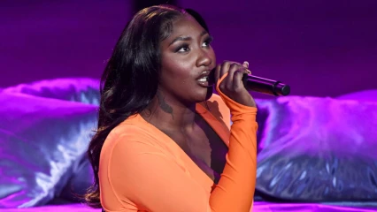 INDÉSIRÉE PAR LES FRANÇAIS POUR CHANTER À L&rsquo;OUVERTURE DES JEUX OLYMPIQUES DE PARIS  :   Aya Nakamura reçoit le soutien de ses frères africains