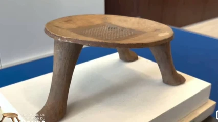 Restitution des œuvres conservées à l&rsquo;étranger: le Bénin reçoit son Kataklé, tabouret royal cérémoniel 