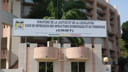BÉNIN/TONTINE ADOGBÈ : De nouvelles victimes devant le procureur de la Criet . Le promoteur derrière les barreaux