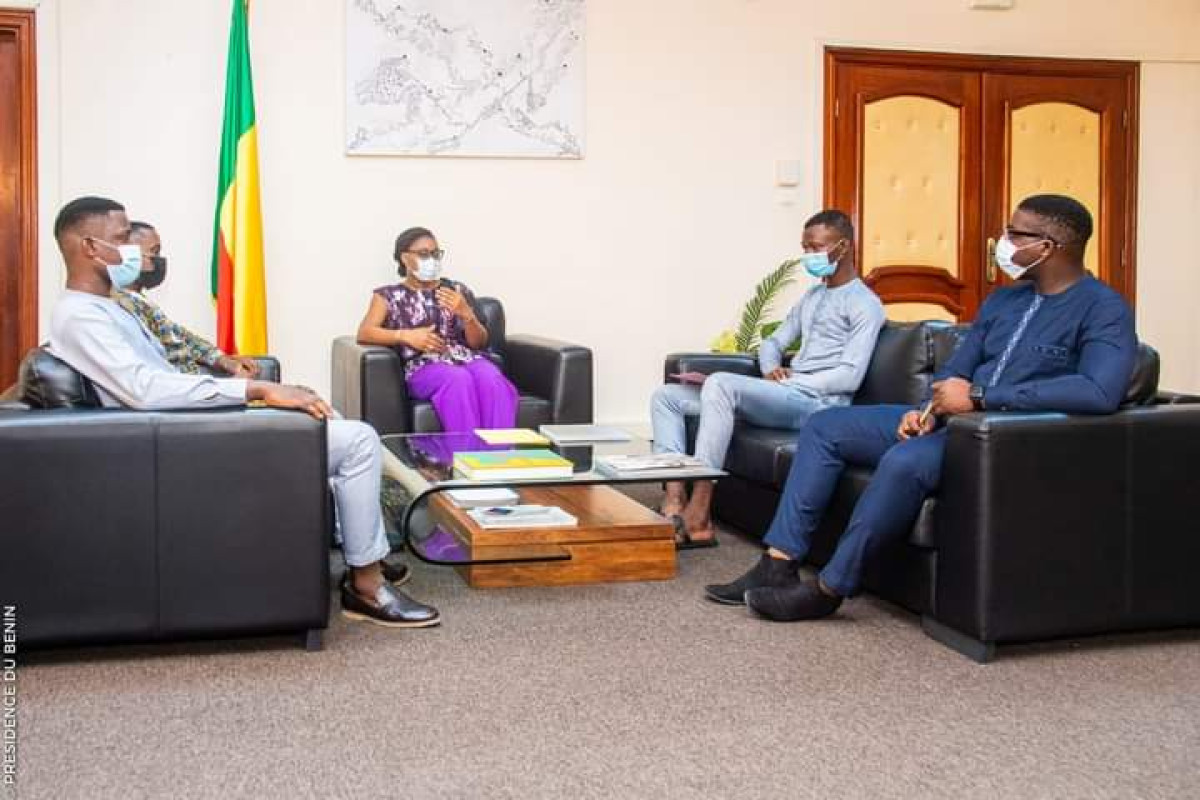 CONCOURS INTERNATIONAL SUR LA CYBERSECURITE : La ministre Aurélie Zoumarou reçoit les lauréats béninois