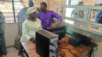 MISE EN SERVICE DU GUICHET UNIQUE INFORMATISÉ DE LA MAIRIE DE PARAKOU : La Coopération Suisse et l&rsquo;Adecob soulagent les peines des populations