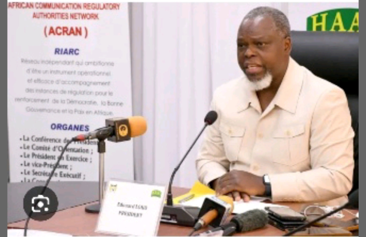 Publicités sur les produits pharmaceutiques et de la pharmacopée dans les médias: la Haac siffle la fin de la récréation 