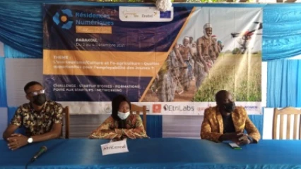ENTREPRENEURIAT NUMERIQUE A PARAKOU : L&rsquo;Ong Waxangari Labs présente des opportunités aux jeunes entrepreneurs