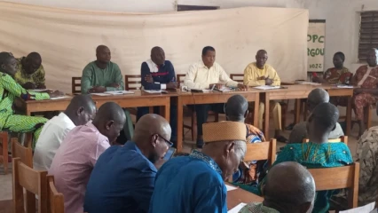 MESURES DE SOUTIEN DU GOUVERNEMENT À LA CAMPAGNE COTONNIÈRE 2022-2023 AU BÉNIN : La Fn-Cvpc Bénin éclaire la lanterne des producteurs . Très satisfaits, les cotonculteurs remercient Talon