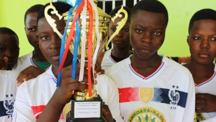 FOOTBALL FEMININ DANS L’ALIBORI : L&rsquo;équipe de Banikoara championne du tournoi interclasses