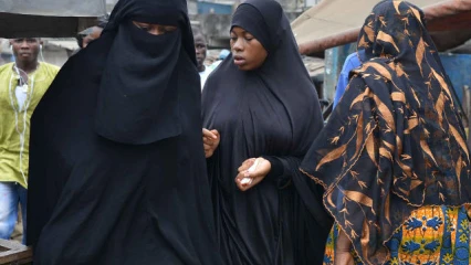 PORT DU VOILE PAR LES FEMMES MUSULMANES DANS LES ADMINISTRATIONS AU BÉNIN  : Les préjugés sociaux, un frein à la pratique d’une prescription religieuse 