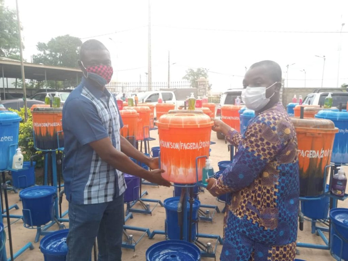 BORGOU-ALIBORI / AVEC L&rsquo;APPUI DE LA COOPERATION SUISSE, Le Pageda de l&rsquo;Ong Sia Nson fait don de matériel aux néo-alphabètes