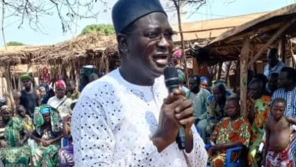 Campagne électorale dans la huitième ce: l'Honorable Woroucoubou distribue le flambeau de la victoire des LD à Tchaourou et Parakou