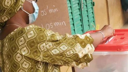 SCRUTIN DU 17 MAI 2020: La Ministre Aurélie Adam Soulé a voté à Nikki