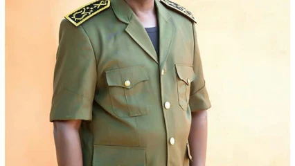 ASSAINISSEMENT A KANDI : Le préfet Mohamadou Moussa fait don de matériels