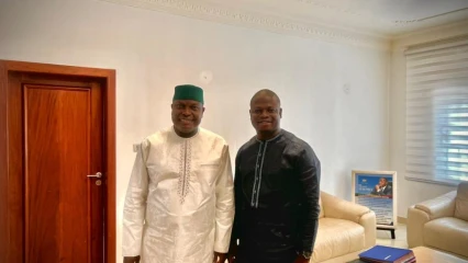 APRÈS PLUSIEURS DÉNONCIATIONS SUR L&rsquo;ÉTAT DES ROUTES :  Le Pdg de Daabaaru reçu par le Ministre des infrastructures et des transports