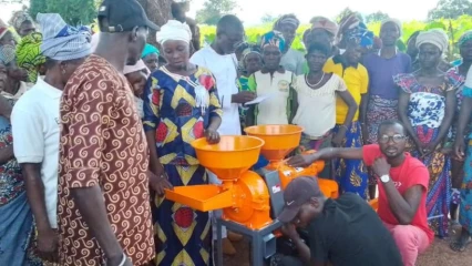 AUTONOMISATION DE LA GENT FÉMININE EN DIFFICULTÉS :  Moïse Kérékou dote les femmes de Bantè, Cobly et Boukombé en matériel