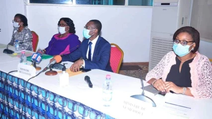 ACCÈS À L&rsquo;INFORMATION DANS LES FORMATIONS SANITAIRES : Le gouvernement lance la plateforme  »Emploi Santé »