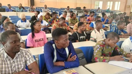 2E ÉDITION DU FORUM SUR LES MÉTIERS DU NUMÉRIQUE ET L&rsquo;ENTREPRENEURIAT :  L&rsquo;association 10 000 Codeurs explore les opportunités des nouvelles technologies   . La Région Grand Est participe à l’emploi des jeunes 