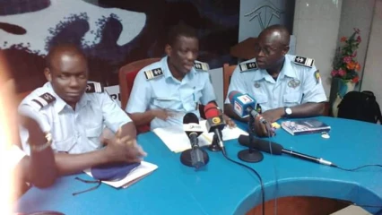 APRÈS UNE SERIE D&rsquo;OPÉRATIONS ANTIGANGS : La police républicaine présente sa moisson à la presse  . Des centaines de motos retrouvées