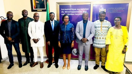 MÉDIAS AU BÉNIN :  La Ministre Aurélie Adam Soulé garantit son soutien à l&rsquo;Unamel-Bénin   . Barnabas Orou Kouman expose les problèmes des web médias