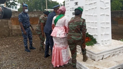 FETE DE L&rsquo;INDEPENDANCE A KANDI : Le préfet Ky-Samah et le maire Osséini sacrifient à la tradition