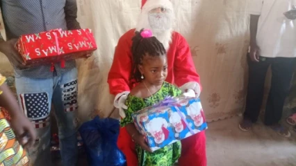 CELEBRATION DE  LA NATIVITE A PARAKOU : Les écoliers du Csp bilingue “Les brillants” ont fêté Noël