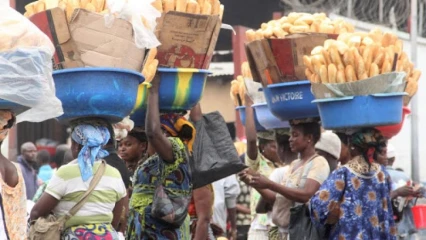 MALGRÉ LES MISES EN GARDE DU DDIC AUX REVENDEURS : La baguette de pain salé toujours livrée à 150 Fcfa à Parakou