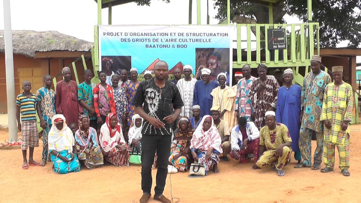 POUR LA SAUVEGARDE DU PATRIMOINE GRIOTIQUE AU BÉNIN, : L&rsquo; artiste griot Séidou Barassounon instaure le Renagrib