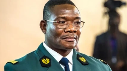 POLICE RÉPUBLICAINE : Louis Philippe Houndégnon et Nazaire Hounnonkpè ne sont plus généraux