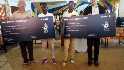 ACCOMPAGNEMENT SCOLAIRE ET SOCIAL AU CPET DON BOSCO PARAKOU : Canal + Bénin et l’Ong Fille du monde font œuvre utile