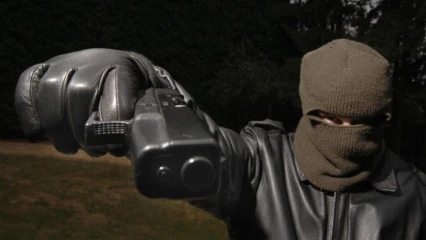 BRAQUAGE A SEME-PODJI : Un cambiste tué, sa femme et son fils gravement blessés