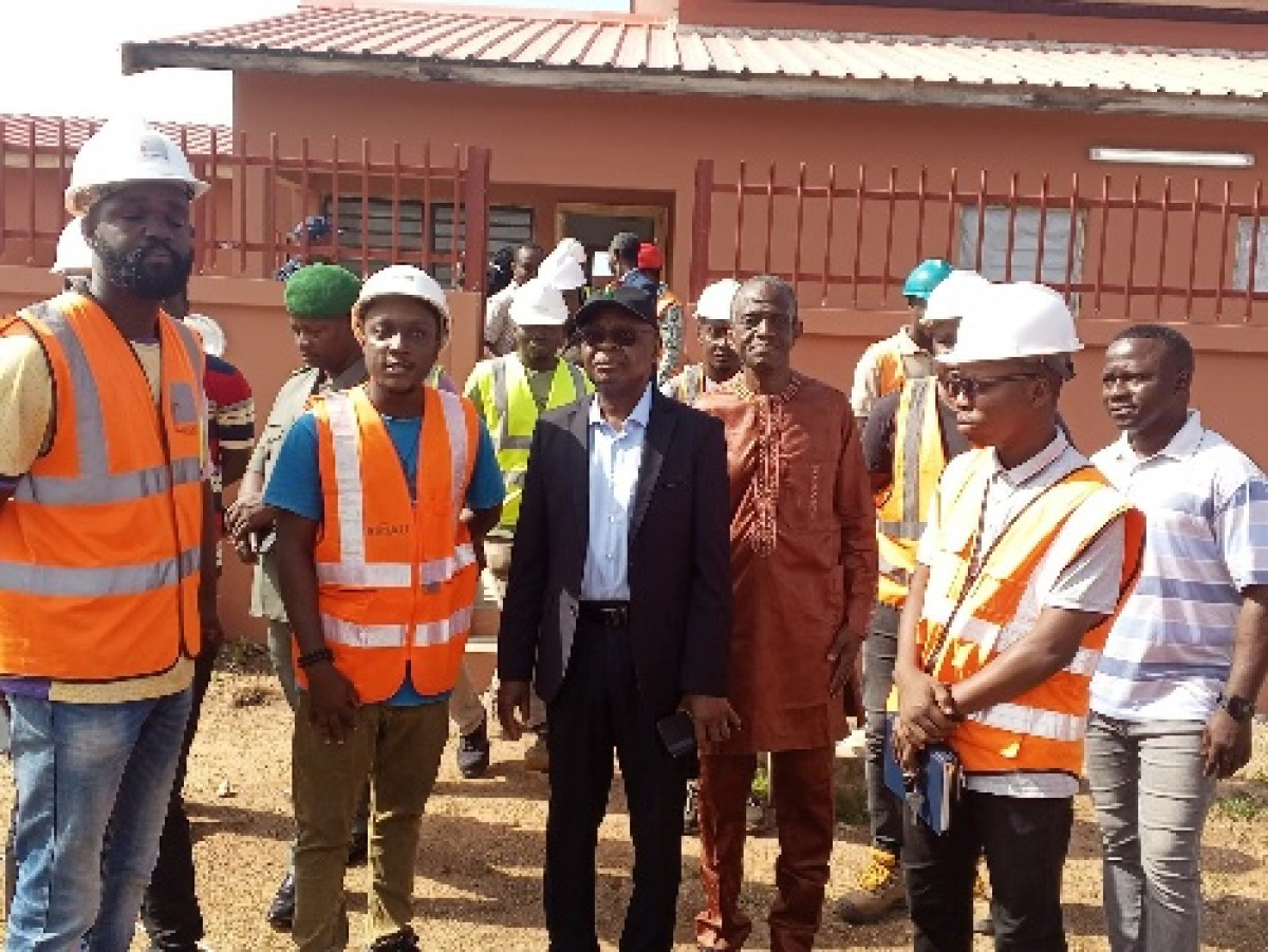 En visite sur les chantiers gouvernementaux à Parakou: Janvier Yahouédéhou salue la qualité des infrastructures