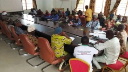 MISE EN ŒUVRE DU PLAN DE SÉDENTARISATION DES ÉLEVEURS DE GROS BÉTAILS À PÉHUNCO : Le maire Orou Maré en phase avec Talon